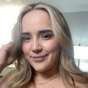 Meet your Posher, Breanna